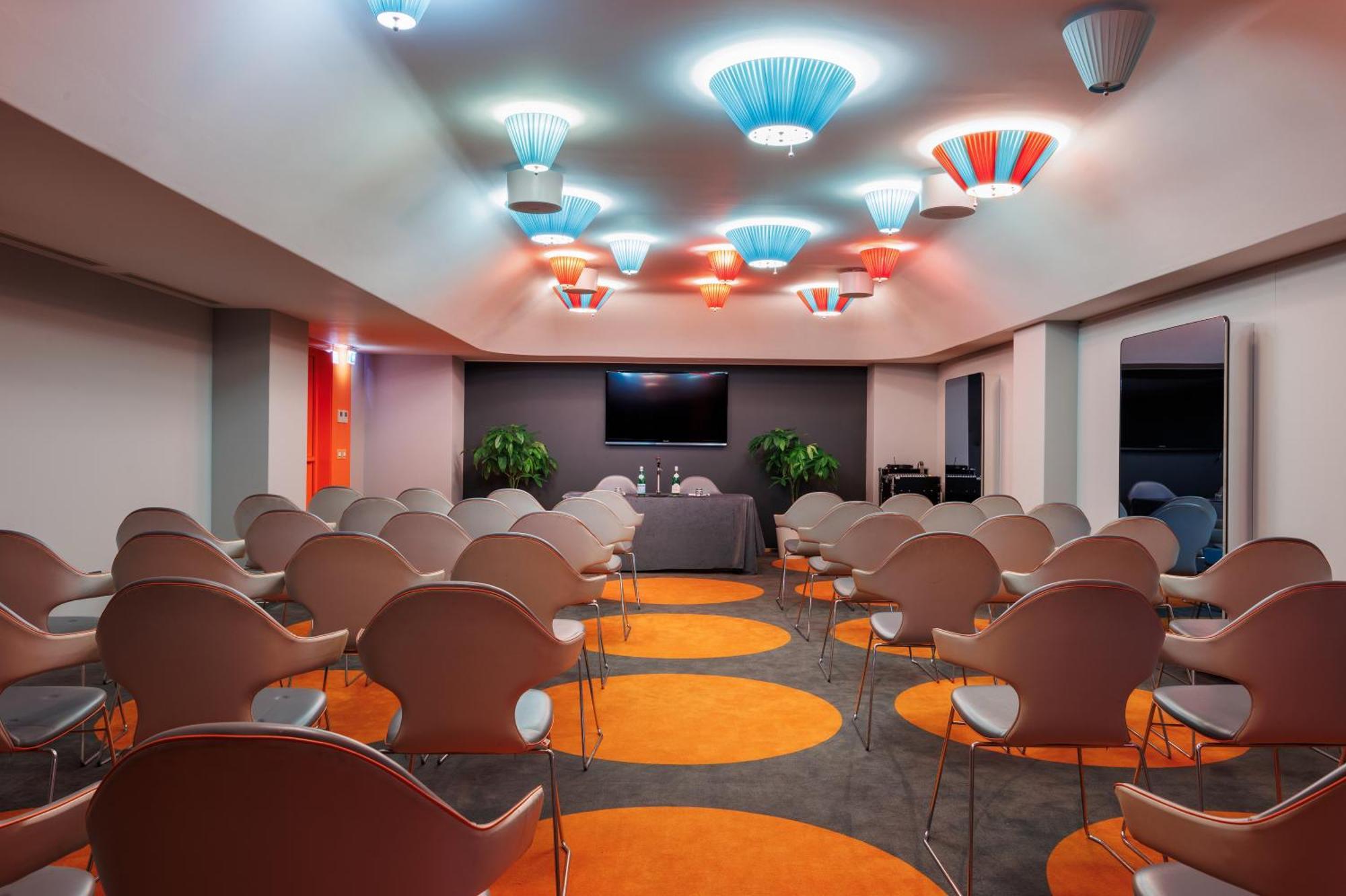 Jr Hotels Bari Grande Albergo Delle Nazioni Ngoại thất bức ảnh Meeting room at the hotel